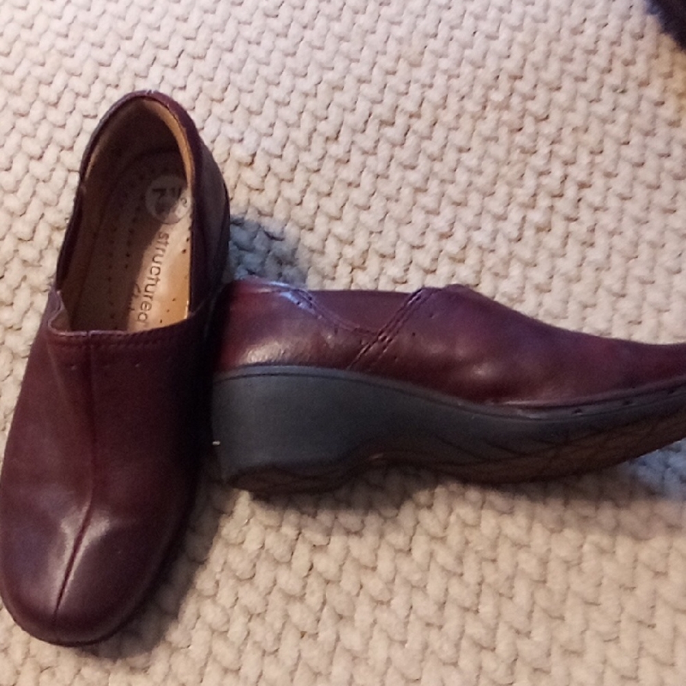Clarks Women's Burgundy Loafers